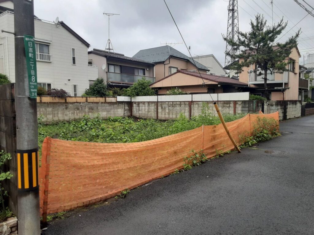 除草、防草シートの敷設工事